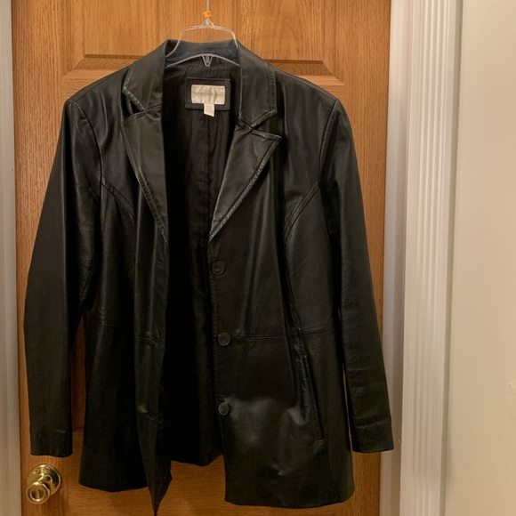 Worthington black women’s genuine leather jacket. - Picture 3 of 14